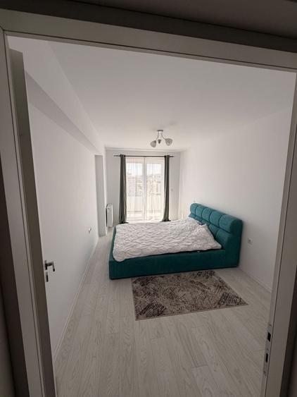Apartament cu 2 camere decomandat în Exterior Vest