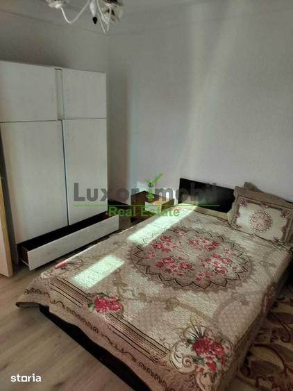 Apartament cu 2 camere în Podu Roș