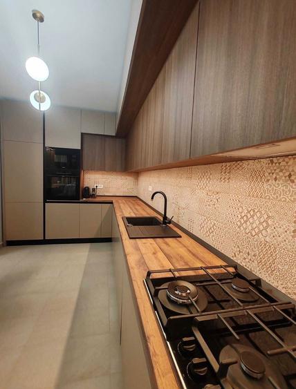 Apartament cu 2 camere nedecomandat, mobilat în Tomis Plus