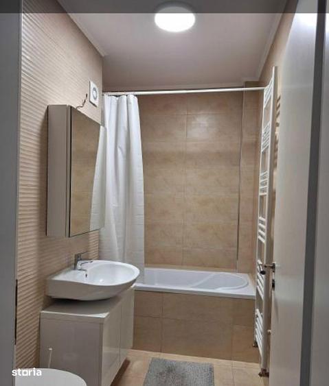 Apartament cu 2 camere decomandat, mobilat în Tomis Plus