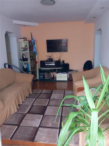 Apartament cu 2 camere semidecomandat în Nord