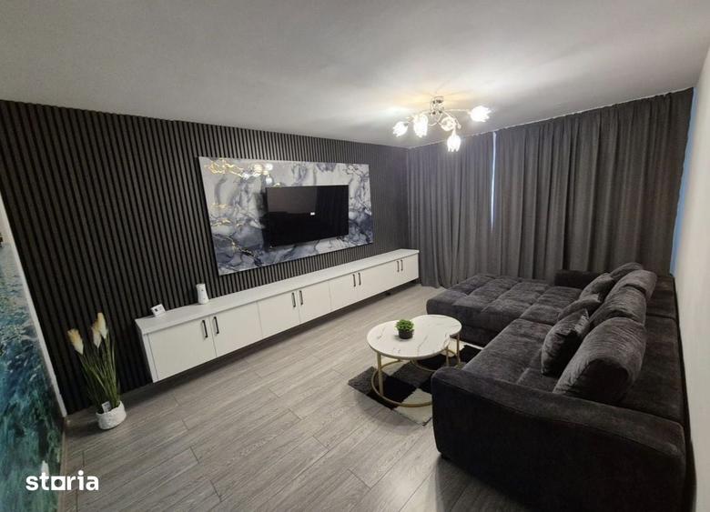 Apartament cu 2 camere decomandat în Calea București