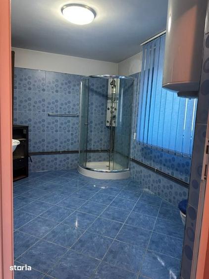 Casă cu 4 camere cu Teren 1105 Mp în Târgșoru Vechi