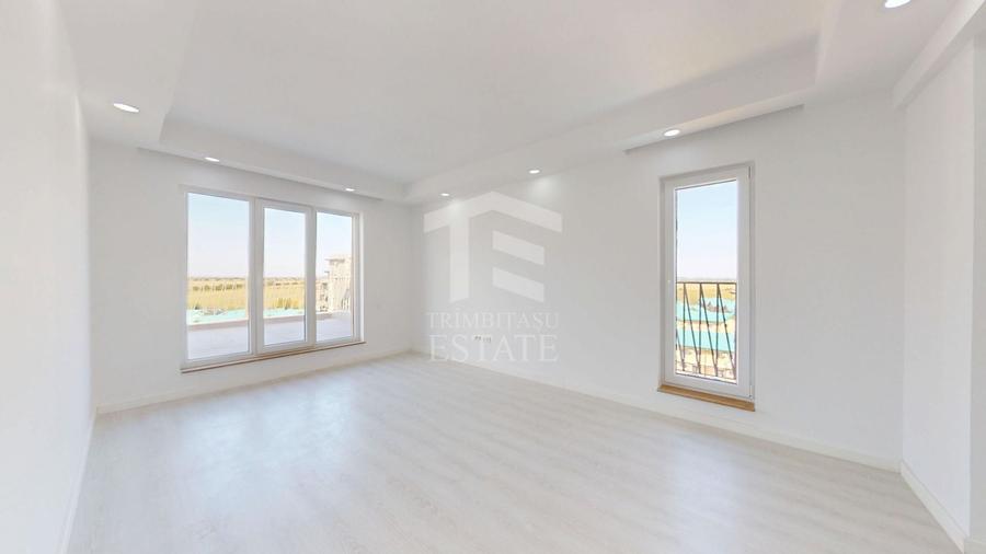 Penthouse cu 3 camere decomandat în Ștefăneștii de Jos