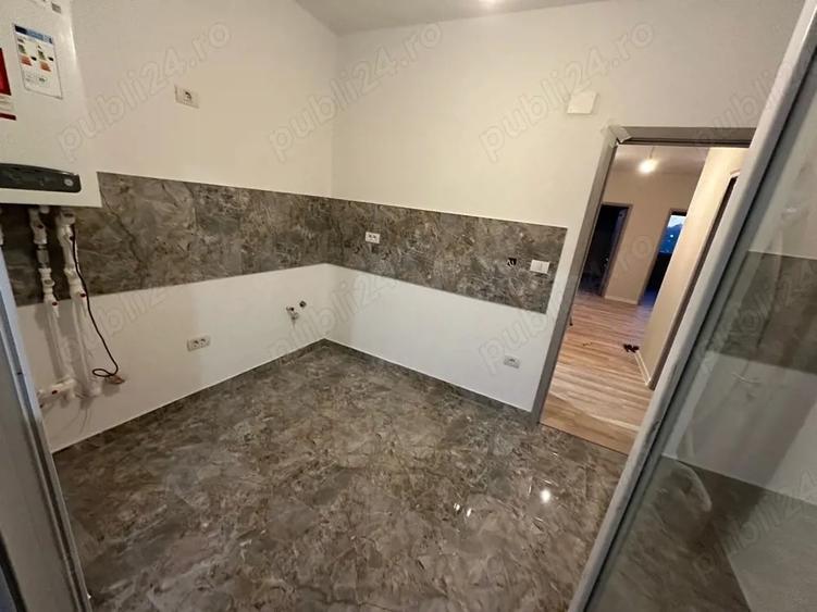 Casă cu 4 camere cu Teren 600 Mp în Central
