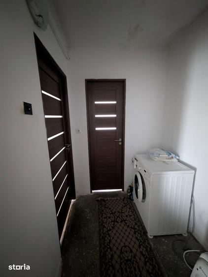 Apartament cu 2 camere semidecomandat în Lăpuș