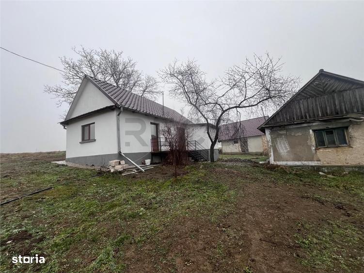 Casă cu 3 camere în Codrișoru