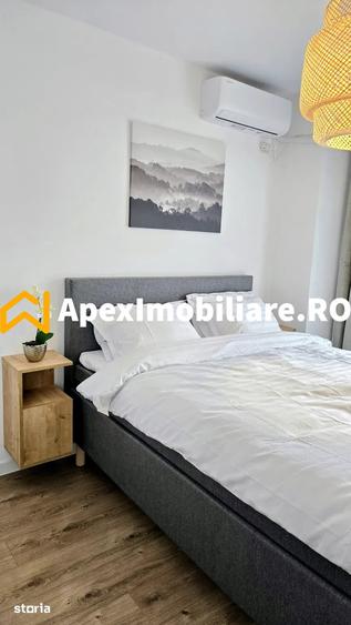 Apartament cu 3 camere decomandat, mobilat în Parcul Carol
