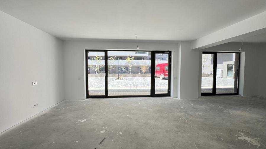 Apartament cu 2 camere decomandat în Barbu Văcărescu