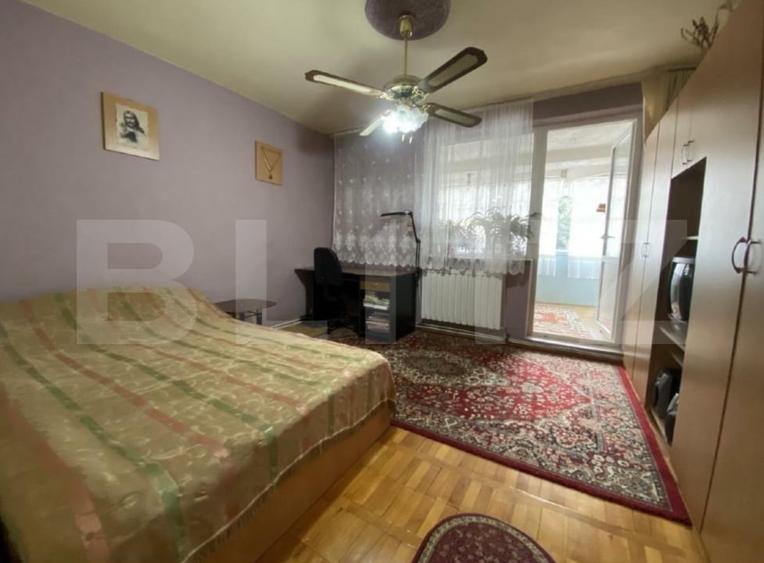 Apartament cu 3 camere decomandat, mobilat în 22 Decembrie