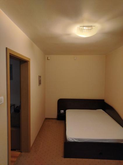 Apartament cu 2 camere nedecomandat în Intim