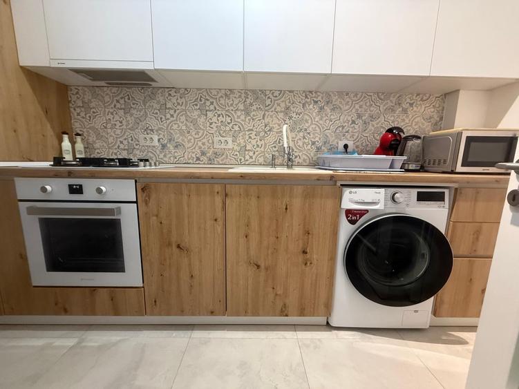 Mamaia -- Apartament nou, cu  loc de parcare - 10