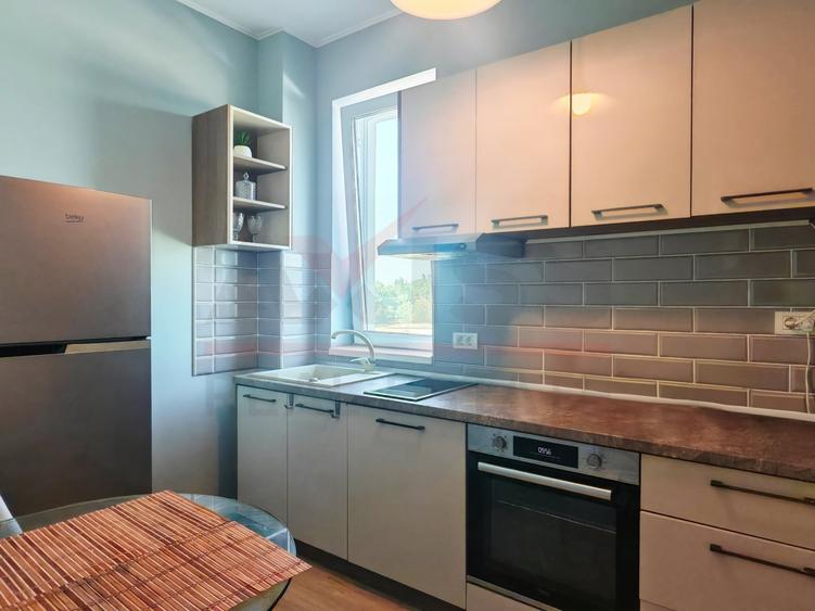 Apartament cu 2 camere semidecomandat, mobilat în Mamaia-Sat