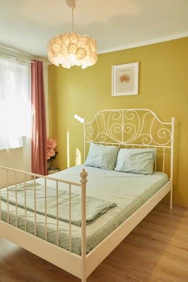 Apartament cu 3 camere decomandat, mobilat în City Park Mall