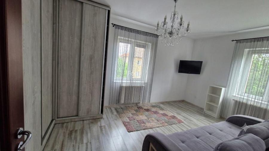 Apartament de inchiriat