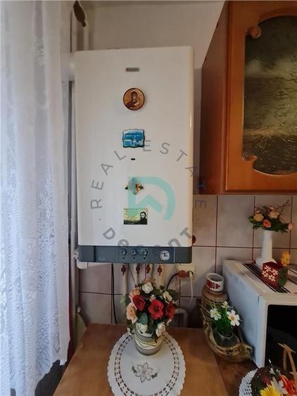 Apartament cu 2 camere decomandat, mobilat în Răcădău