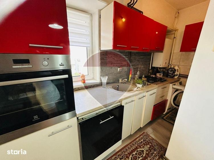 Apartament cu 3 camere în Calea București