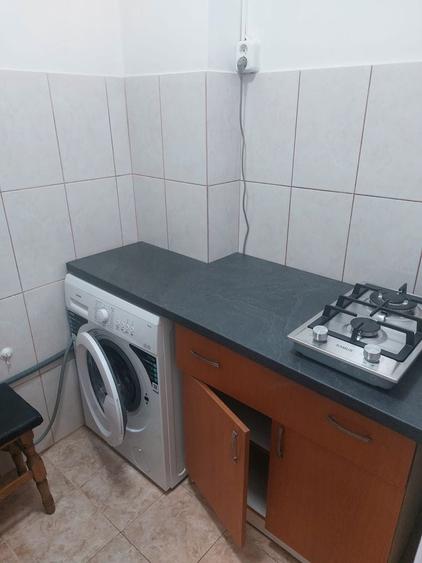 Garsonieră decomandată în Exterior Vest