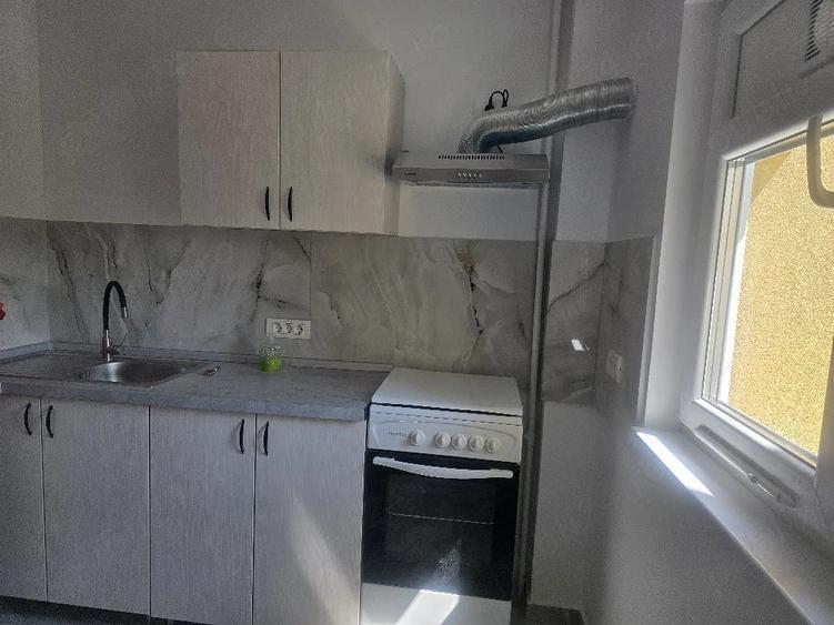 Apartament cu 2 camere decomandat în Berceni