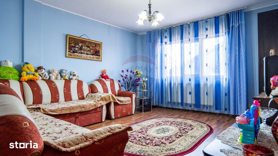 Casă cu 6 camere cu Teren 253 Mp în Colentina