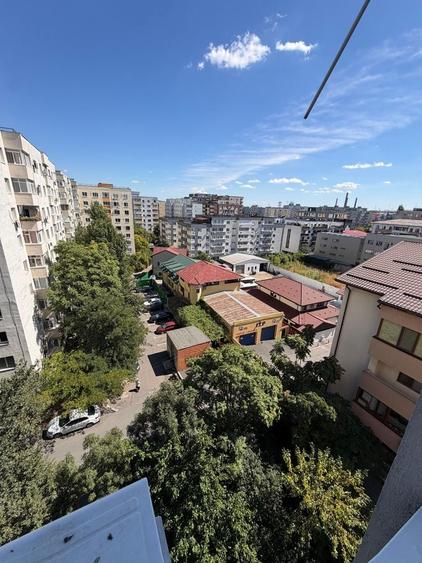 Garsonieră semidecomandată, mobilată în Dristor