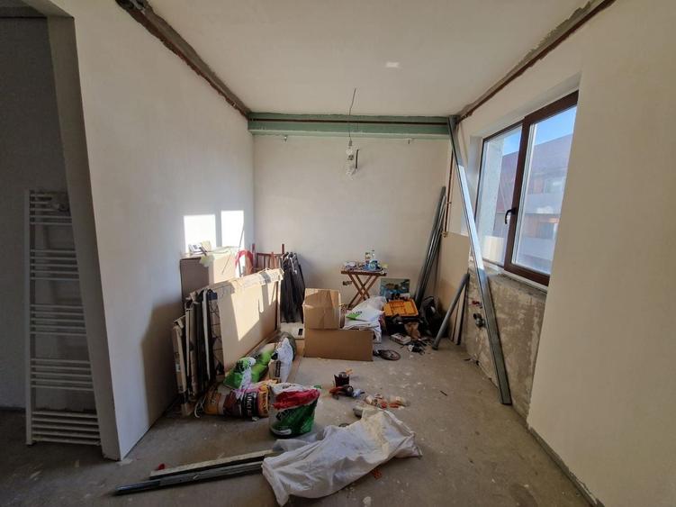 Apartament 3 camere, etaj 1, parcare subterana, boxa, 74 mp, Floresti - 10