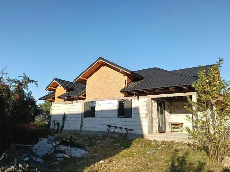 Casă cu Teren 300 Mp în Vadu Sorești