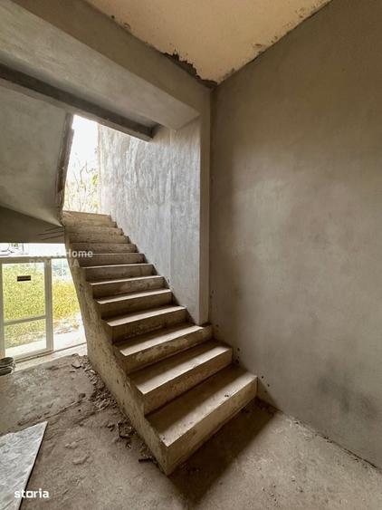 Casă cu 4 camere în Unirii