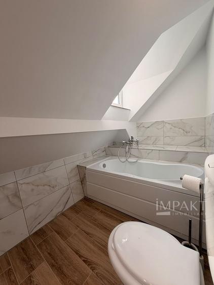 Apartament cu 2 camere decomandat, mobilat în Central