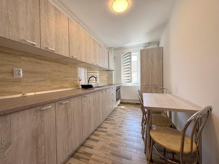 Apartament cu 3 camere decomandat, mobilat în Giroc