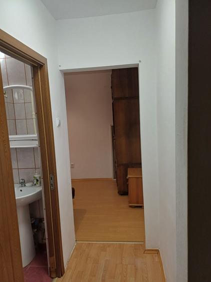 Inchiriez apartament 2 camere - 13