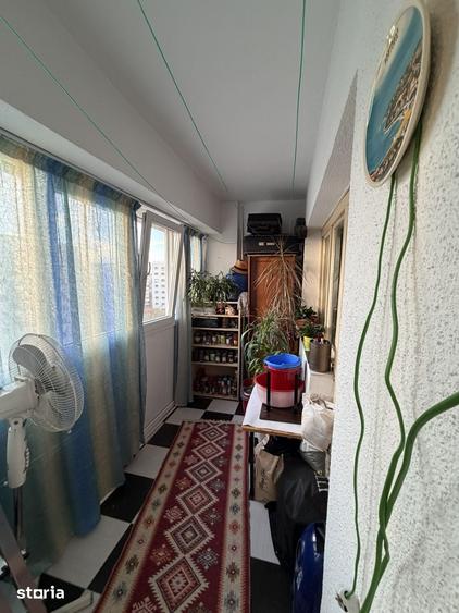 Apartament cu 4 camere în Rahova