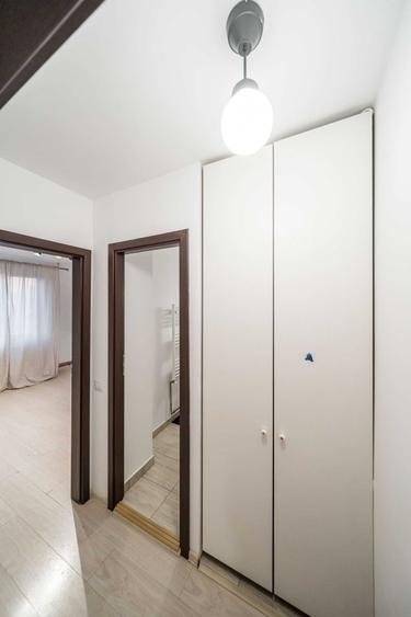 Apartament cu 3 camere semidecomandat în Chișinau