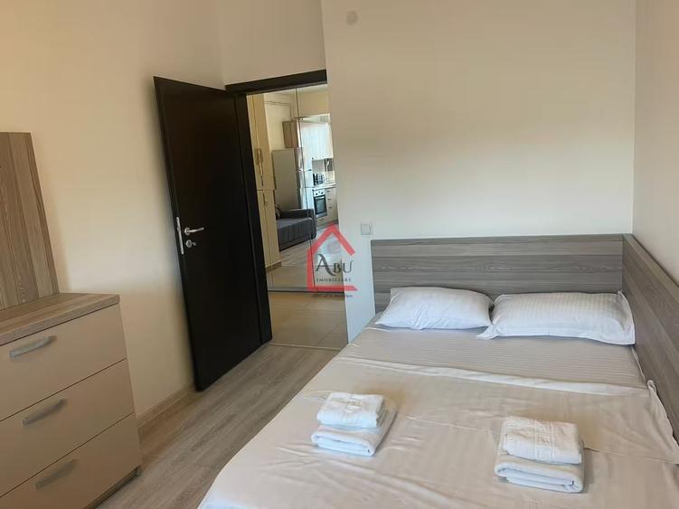 Apartament cu 2 camere semidecomandat, mobilat în Central