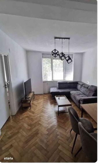 Apartament cu 2 camere semidecomandat în Horea