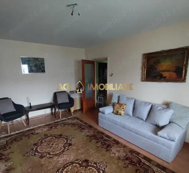Apartament cu 2 camere decomandat, mobilat în Decebal