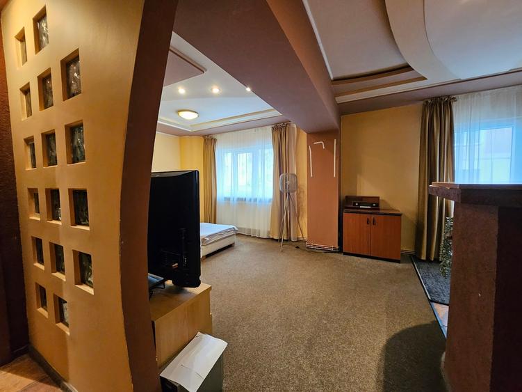 Oferta inchiriere garsoniera in Craiovei, parter,  260 EURO - 15