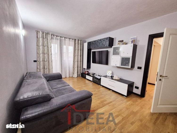 Apartament cu 3 camere decomandat în Ultracentral
