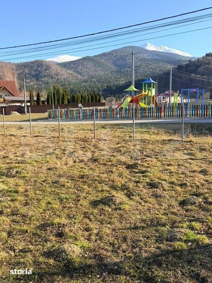 Teren de 300 mp, în Sâmbăta de Sus