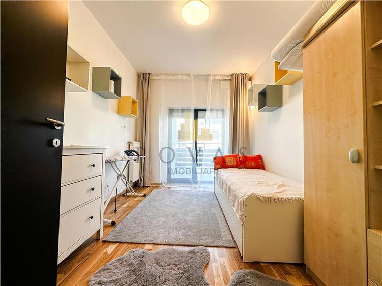 Apartament cu 3 camere decomandat, mobilat în Băneasa