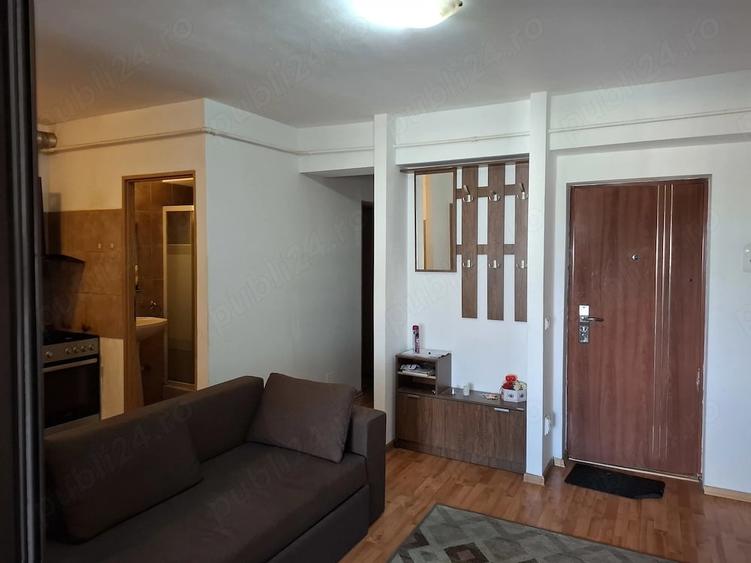 Apartament cu 2 camere nedecomandat în Central