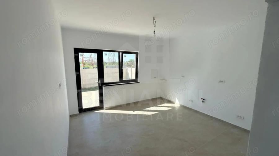 Casă cu Teren 456 Mp în Malu Mare