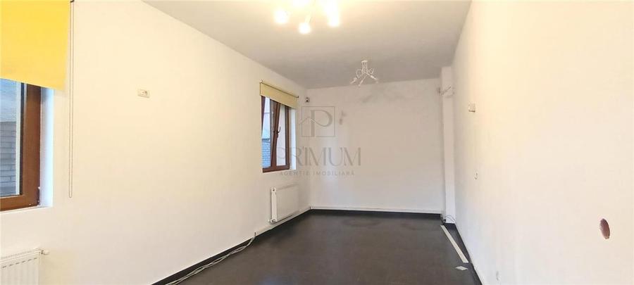 Casă individuală cu 6 camere cu Canalizare în Complex Studențesc