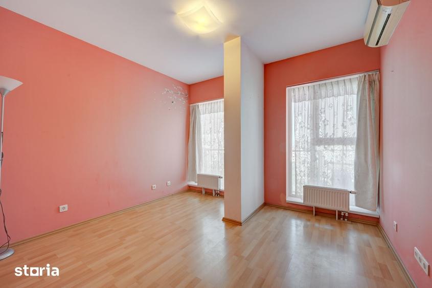 Apartament cu 4 camere decomandat în Titan