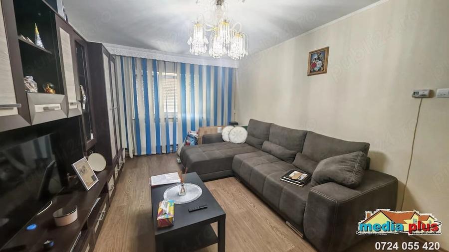 Apartament cu 2 camere decomandat în Central