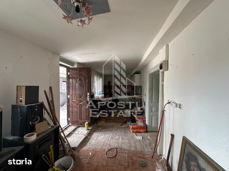 Casă cu 4 camere cu Teren 344 Mp în Zimandcuz