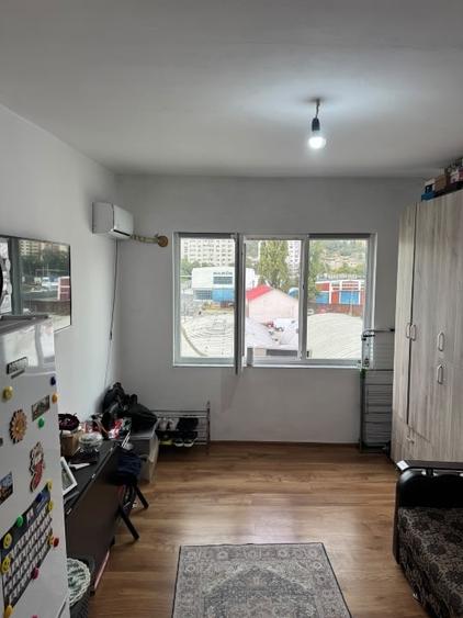 Garsonieră, mobilată în Dacia
