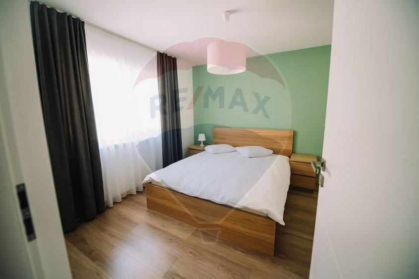 Apartament cu 2 camere decomandat, mobilat în Central