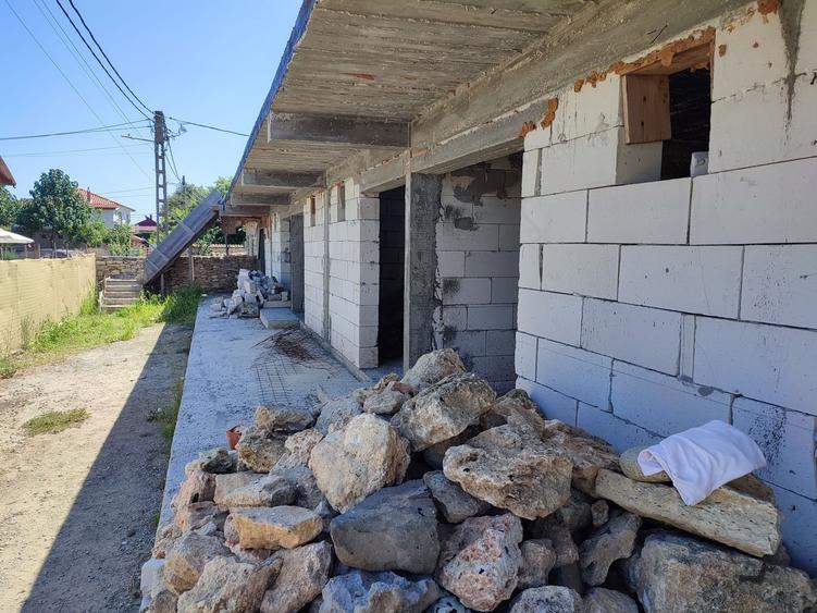 Casă cu 4 camere în Central