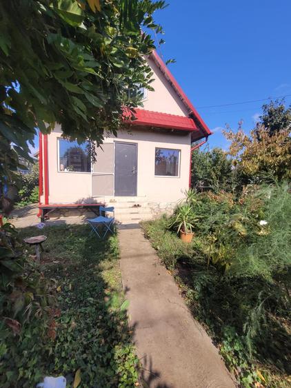 Casă individuală cu 3 camere cu Garaj în Cumpăna